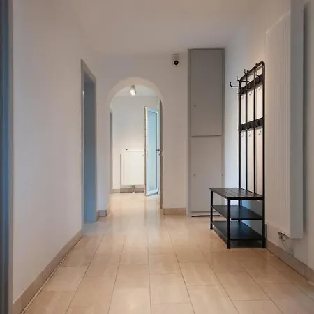Le Tomigite